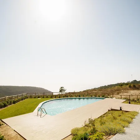 Bright & Stylish Retreat By The Sea Near Ericeira Carvoeira