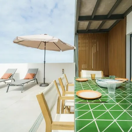 Bright & Stylish Retreat By The Sea Near Ericeira