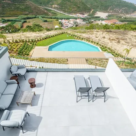 Bright & Stylish Retreat By The Sea Near Ericeira