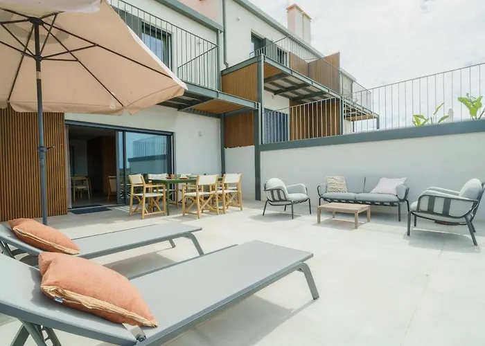 Bright & Stylish Retreat By The Sea Near Ericeira *